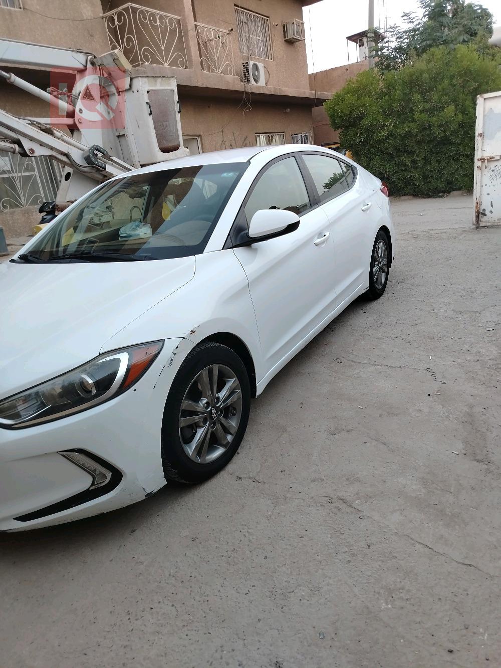 هيونداي النترا